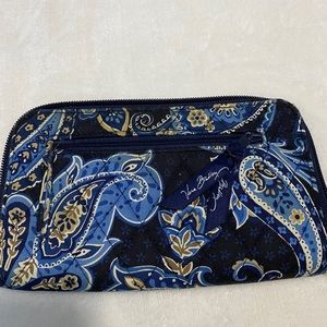 Vera Bradley clutch